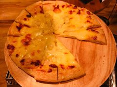 榴莲披萨-芭菲盛宴·环球美食(北城国际店)