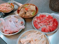 香菜丸子-电台巷火锅(静安店)