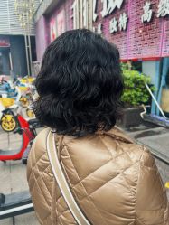 -88潮牌造型烫发·染发