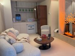 -普洛蒂亚·科技美肤中心