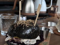 -三勾JJJ Burger&Coffee(梅溪湖店)