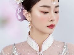 -金夫人化妆摄影职业培训学校