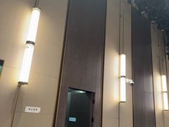 -凤凰园烤鸭店·唐山菜·传承花椒肉(老唐丰路店)