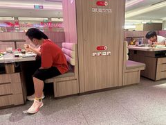 -海底捞火锅(杭州庆春路夜宵主题店)