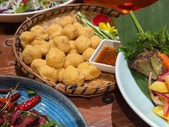 -老滇山寨•云南特色菜•地方菜•民族风情歌舞表演(金碧店)