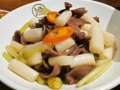 -江渔儿酸菜鱼(万科东荟城店)