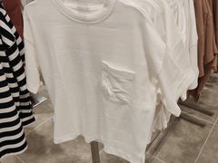 -URBAN REVIVO(上海中庚漫游城店)