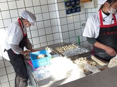 -小姜锅贴(凤凰街店)