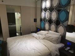 -桔子酒店(深圳东门湖贝地铁站店)
