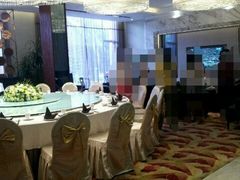 -明珠海港大酒店