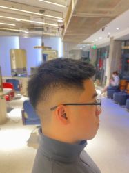 -PE SALON