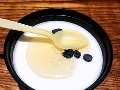 自制酸奶-巴扎美食·新疆菜·西域歌舞表演餐厅(新疆大厦店)