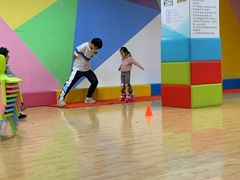 -米高蓝斯克国际轮滑中心(中铁建店)