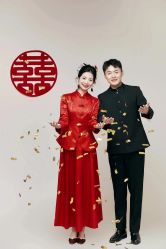 -喜爱高定婚纱摄影