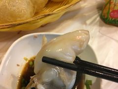 -鲜入围煮花胶鸡海鲜火锅