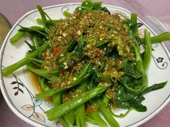 剁椒藤菜-洪霞餐馆