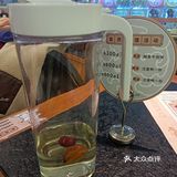 河东万达广场三层的谷味多，几个南方人开的养生菜品小馆