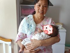 -爱的果实月嫂育婴师(世纪东方店)