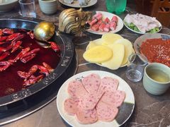 -渝大狮毛肚老火锅(遂宁万达店)