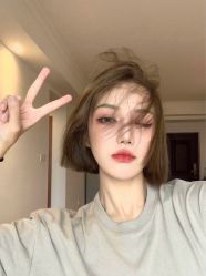 -AYO SALON