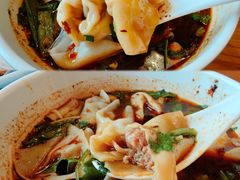 老麻抄手-好這口重庆小面(总店)