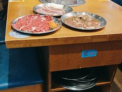 -老炉家木炭烤肉(长江国际店)