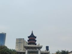 -绳金塔