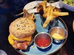 摩天双层牛肉汉堡-blue frog蓝蛙(长泰广场店)