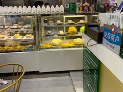 面包甜点陈列柜-猫王榴莲世家(三里屯SOHO商场店)