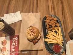 -必胜客(欢乐颂店)