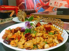 掌中宝-红钳侠小龙虾·烧烤(中赢康康谷店)