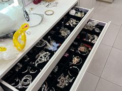 -HIMO海马体照相馆(上海华润CP静安店)