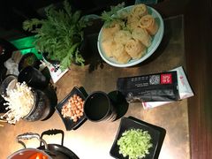 -左庭右院鲜牛肉火锅(新梅广场店)