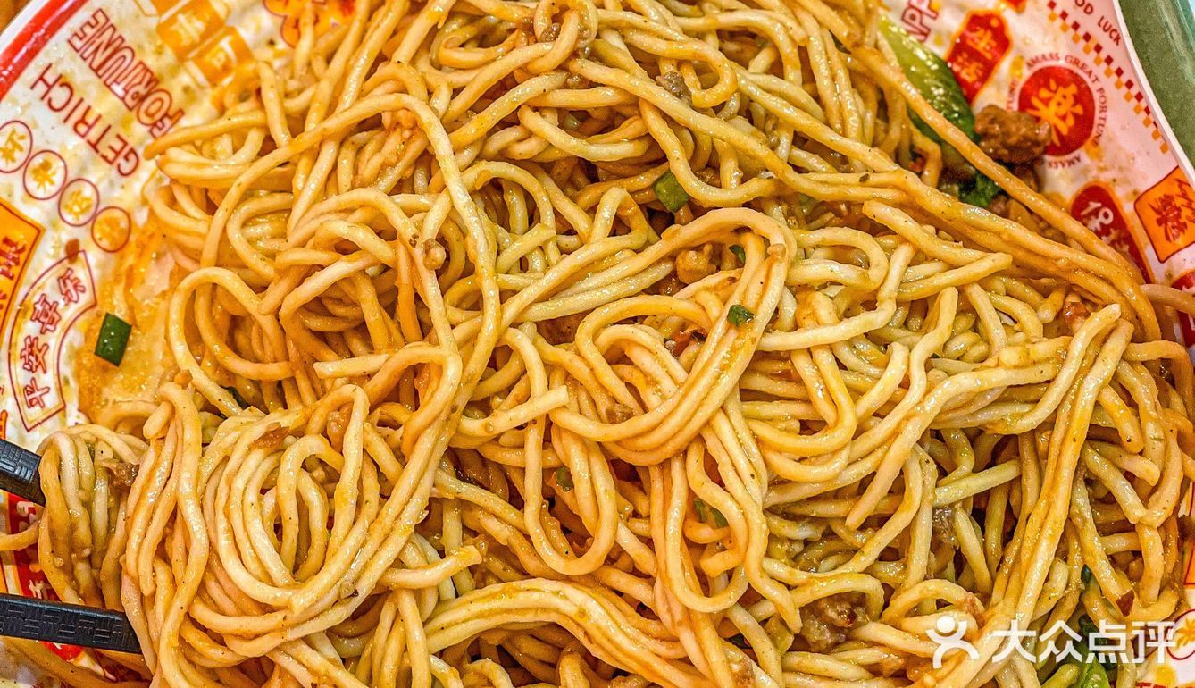 被长寿路这家重庆小面征服味蕾的一天