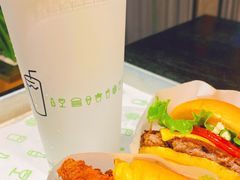 招牌牛肉堡-Shake Shack(西单大悦城店)