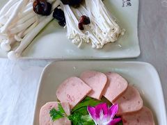 -羊家胡同·龙虾烧烤火锅(龙汇路店)