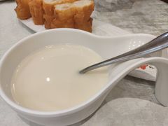 豆浆配油条-如丰晟宴(长安万达店)