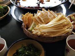 -李子坝梁山鸡(李子坝大鸡哥店)