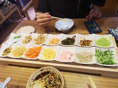 -鸿通城购物中心