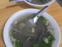 -马姐爆肚儿门丁肉饼