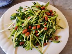 -东北菜冰城一家人