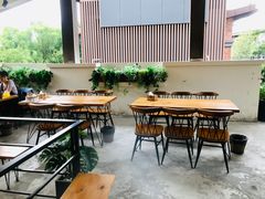 大堂-无届青年餐馆(熙街店)