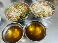 -正宗杨记普洱酸醋米线(总店)