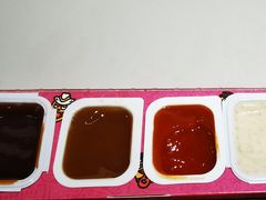 -麦当劳(展览路店)