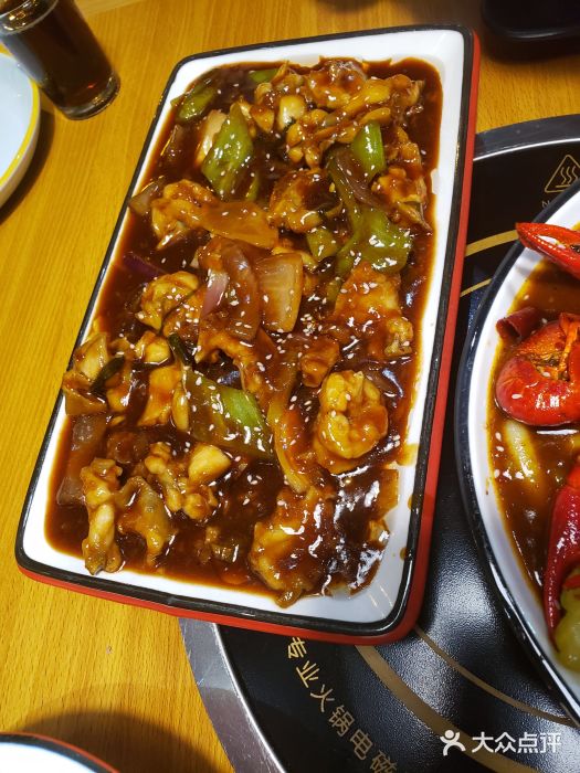虾弄弄海派小龙虾·牛羊蝎子火锅图片
