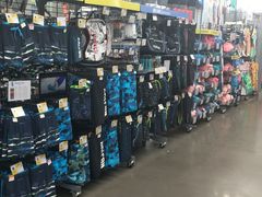 -迪卡侬(西华店)