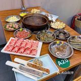 瓦小灶老火锅｜一家海鲜吃到嘴里还在弹的炭火火锅店