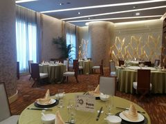 -湖影中餐厅·南京金茂威斯汀大酒店