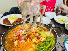 牛肉八带火锅-金明子八带鱼馆(正宗韩国连锁店)