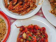-捌贰虾蟹·江湖菜馆(江汉路店)
